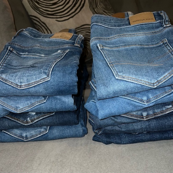 American Eagle Jeans! - Picture 2 of 9